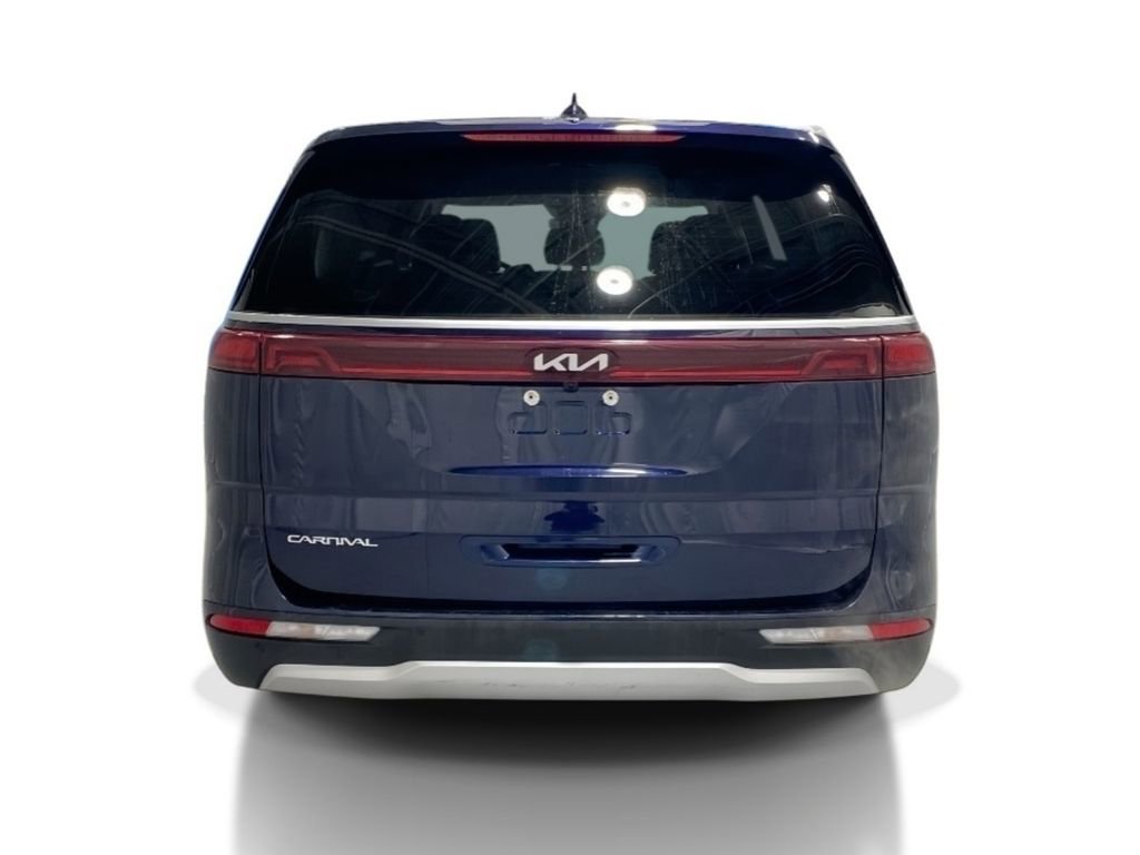 Used 2024 Kia Carnival LX FWD image 6