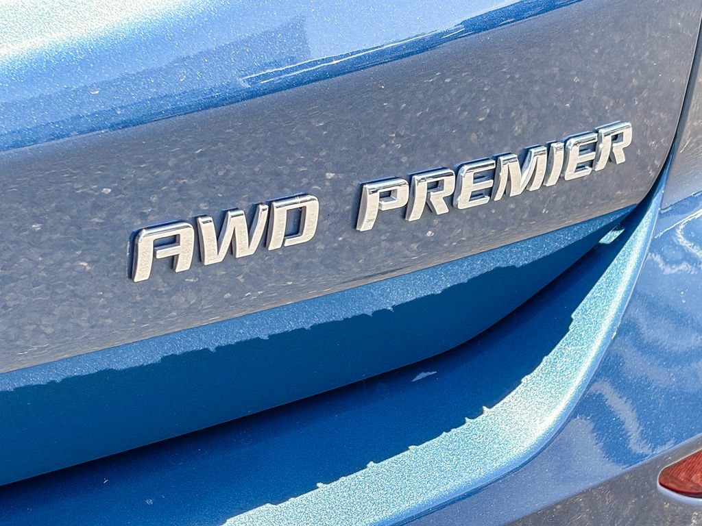 Used 2024 Chevrolet Equinox Premier w/ LPO, Floor Liner Package AWD/4WD image 11