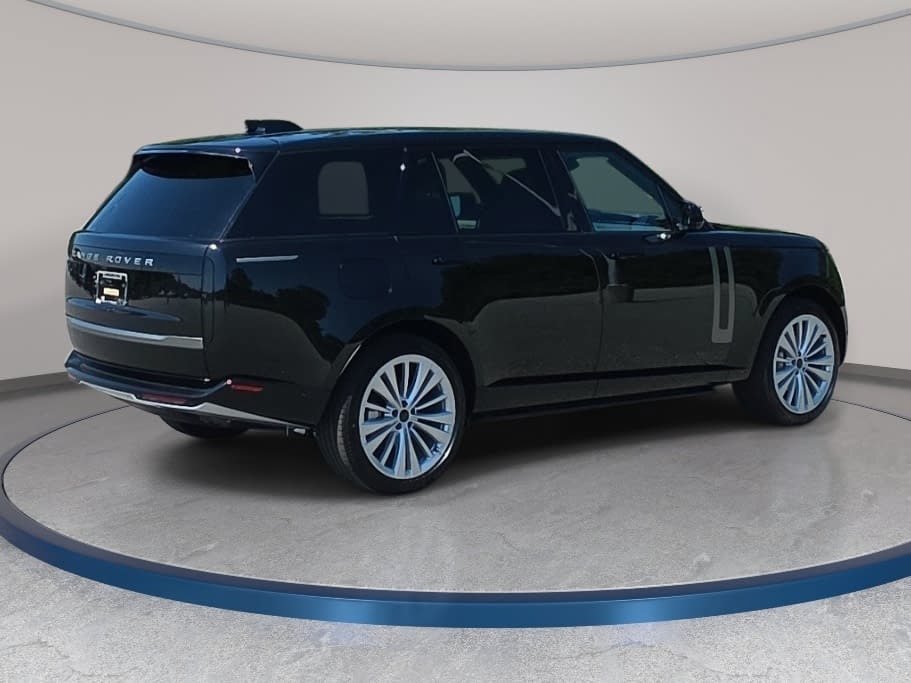 New 2026 Land Rover Range Rover Long Wheelbase SE AWD/4WD image 5