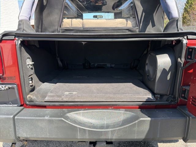 Used 2010 Jeep Wrangler Unlimited Rubicon w/ Trailer Tow Group image 15