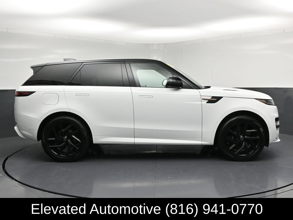 Used 2024 Land Rover Range Rover Sport Dynamic SE AWD/4WD image 30
