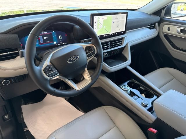 New 2026 Ford Explorer Active w/ Active Comfort Package AWD/4WD image 13