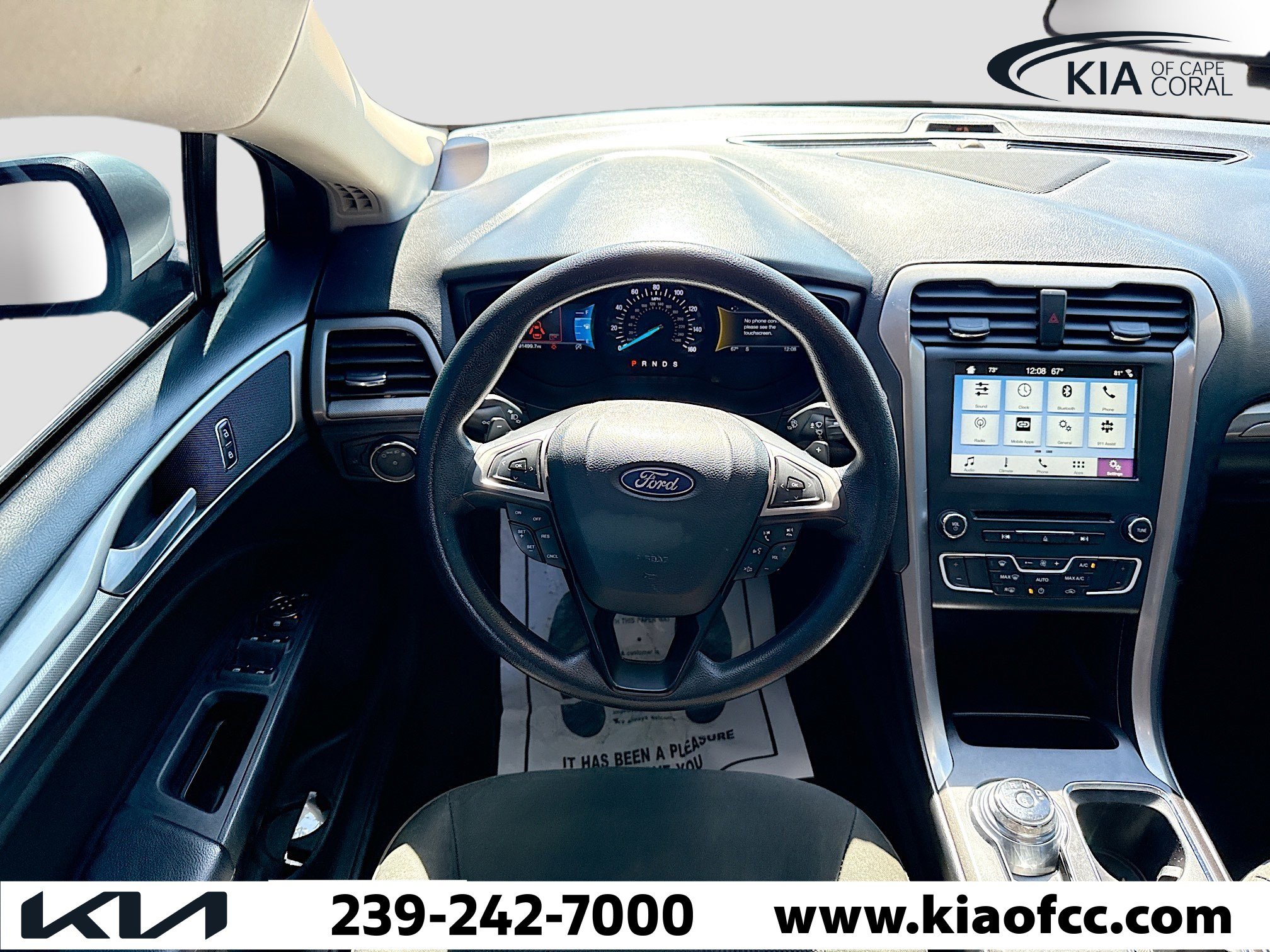 Used 2018 Ford Fusion SE w/ Fusion SE Technology Package image 16