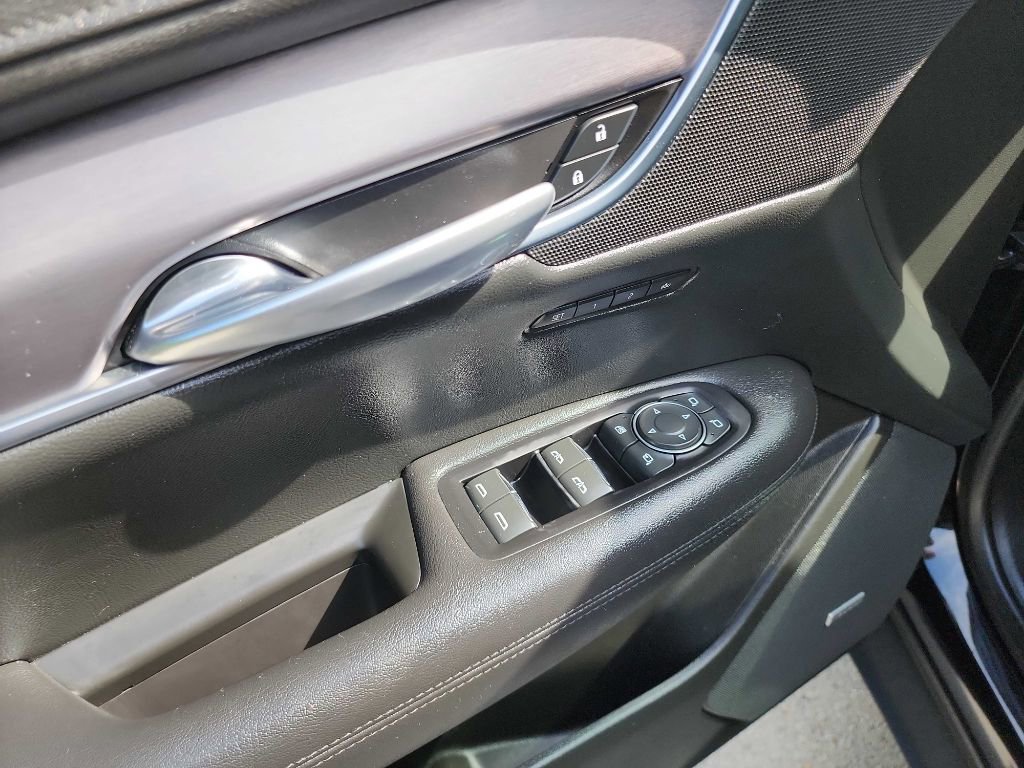 Used 2018 Cadillac XT5 Luxury AWD/4WD image 15