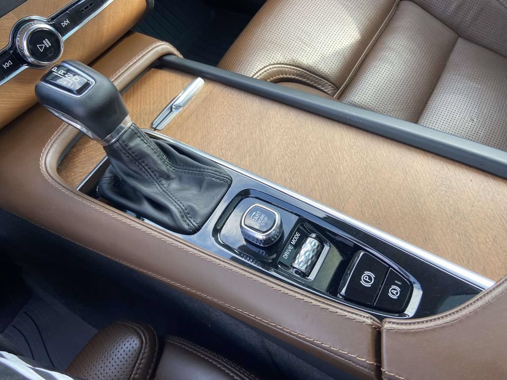 Used 2019 Volvo XC90 T6 Inscription w/ Protection Package Premier AWD/4WD image 26
