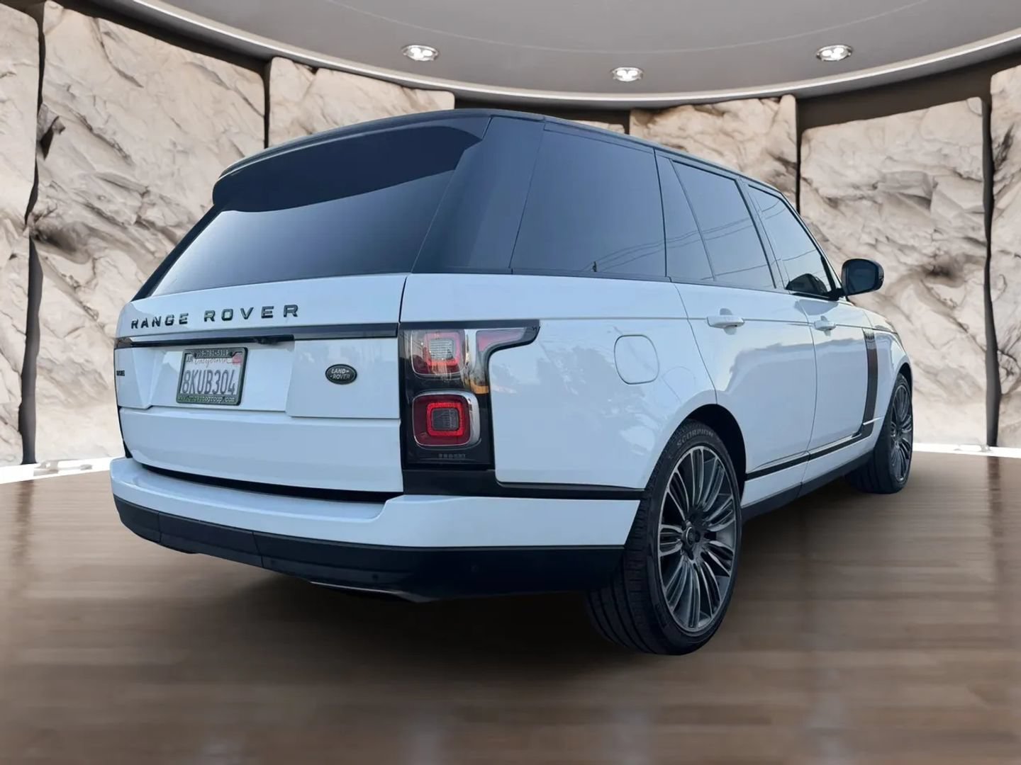 Used 2019 Land Rover Range Rover HSE AWD/4WD image 6