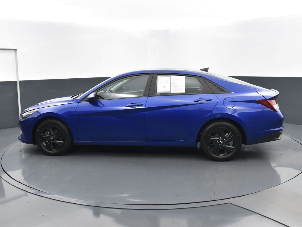 Used 2023 Hyundai Elantra SEL image 6