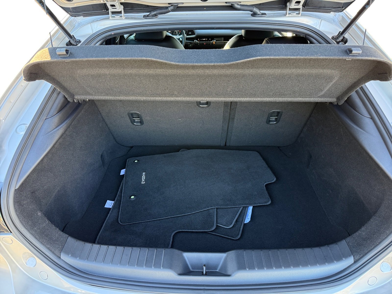 Used 2025 MAZDA MAZDA3 s image 17