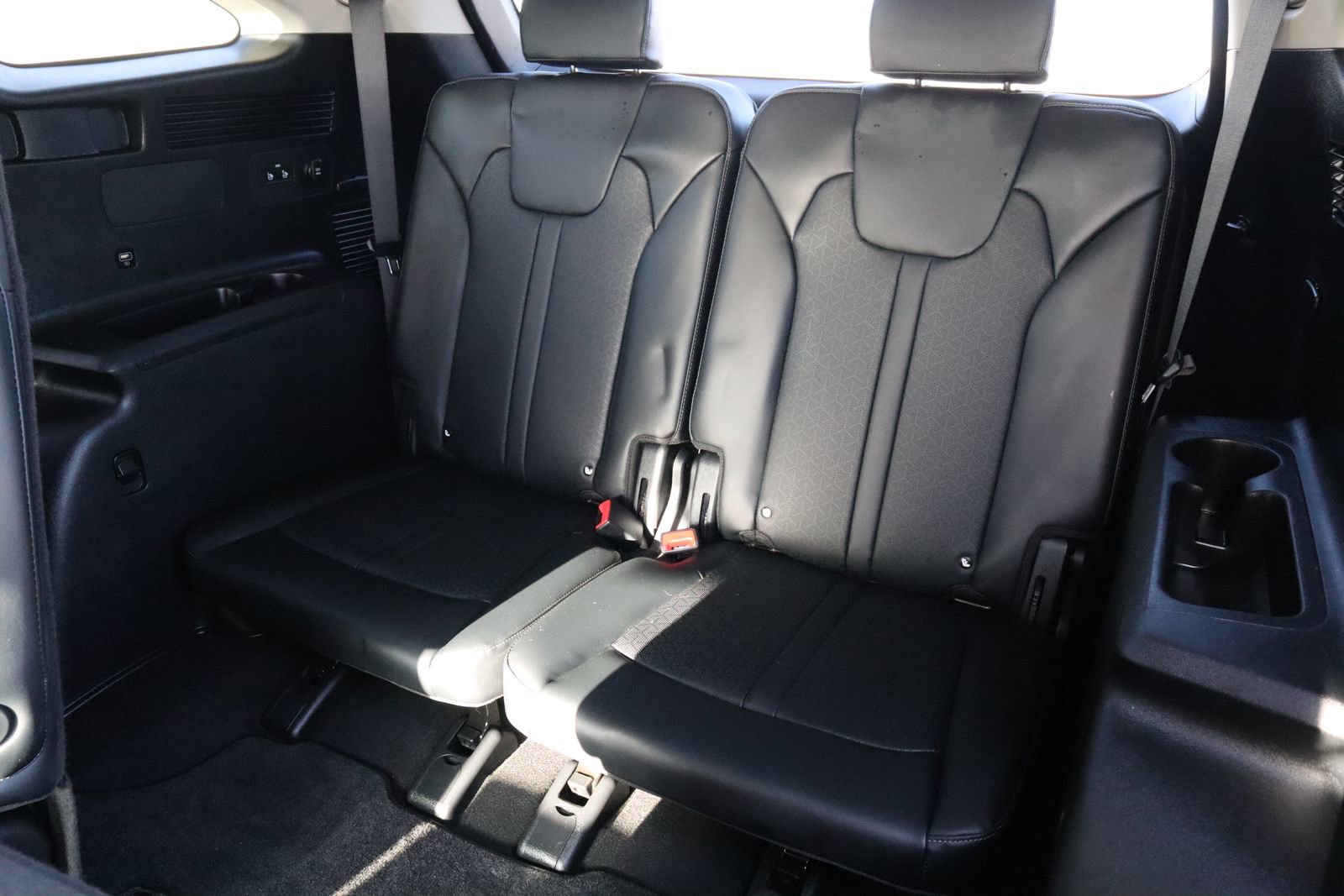 Used 2022 Kia Sorento SX image 21