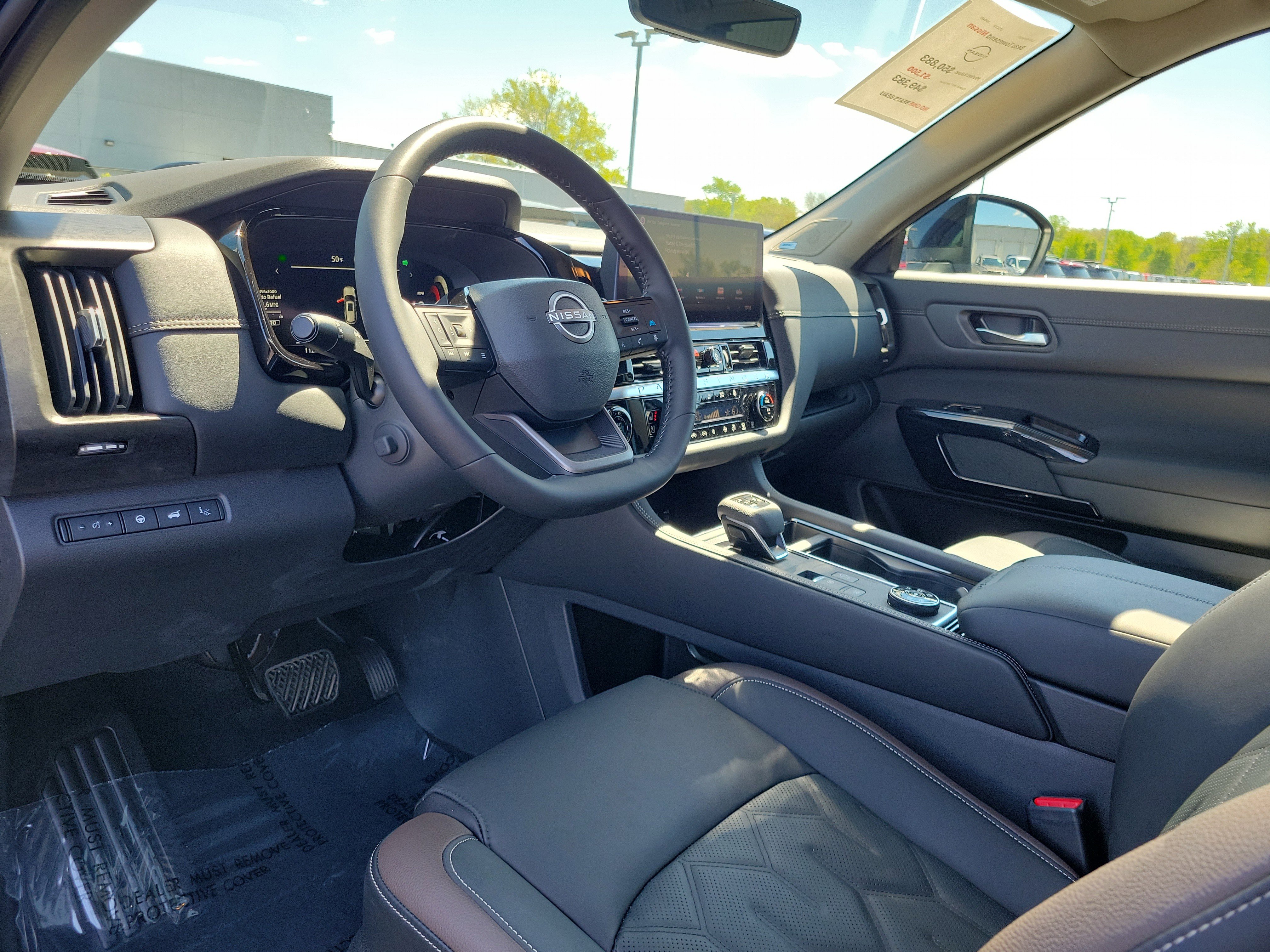 Used 2026 Nissan Pathfinder Platinum w/ Cargo Package AWD/4WD image 19