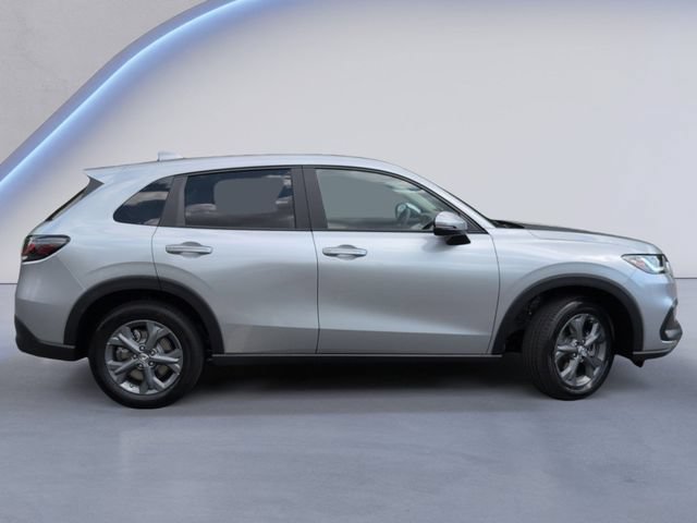 Used 2027 Honda HR-V LX image 3
