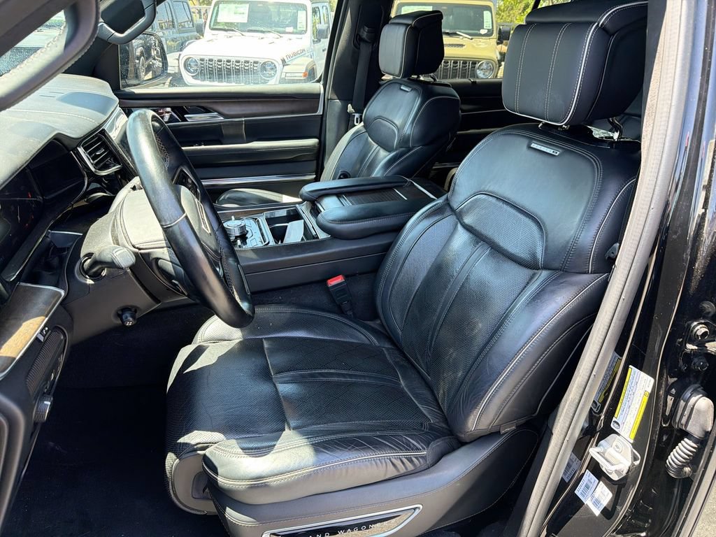 Used 2022 Jeep Grand Wagoneer Series II w/ Convenience Group III AWD/4WD image 14
