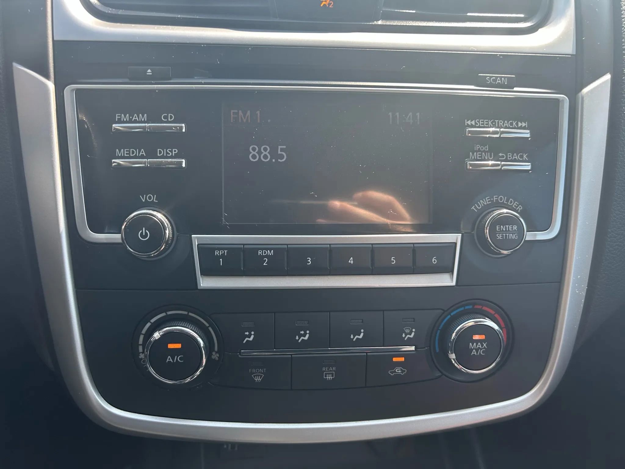 Used 2018 Nissan Altima 2.5 S w/ S Convenience Package image 14