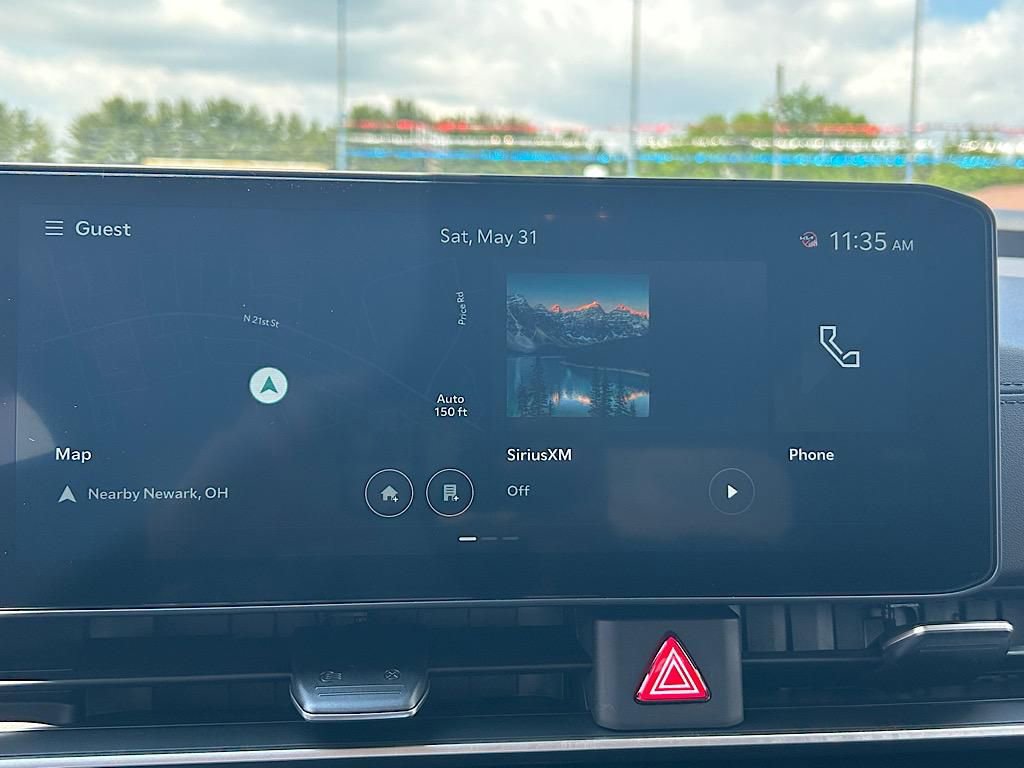 New 2025 Kia Carnival image 17