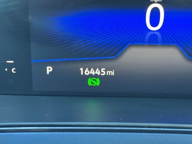 Certified 2023 Volkswagen Taos SE w/ Panoramic Sunroof Package image 22