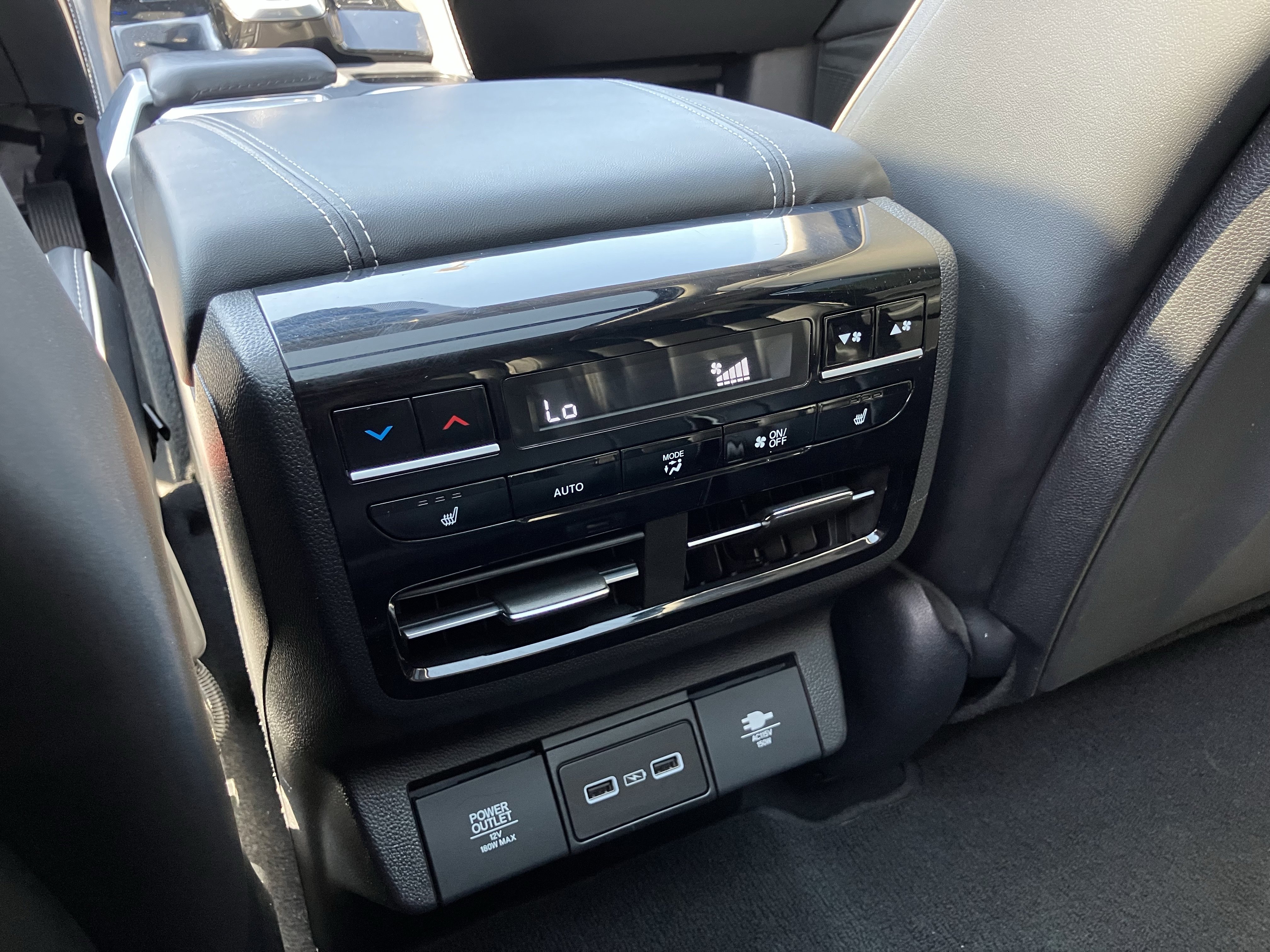 Used 2023 Acura MDX SH-AWD w/ Advance Package image 33