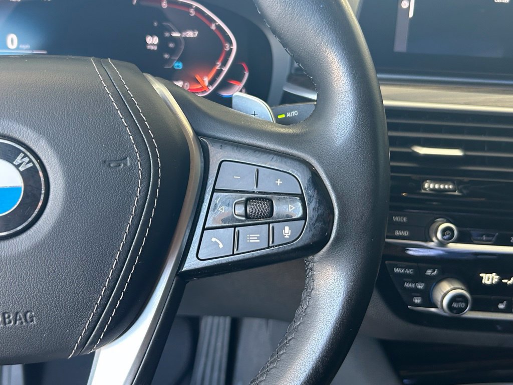 Used 2020 BMW 530i w/ Convenience Package RWD image 39