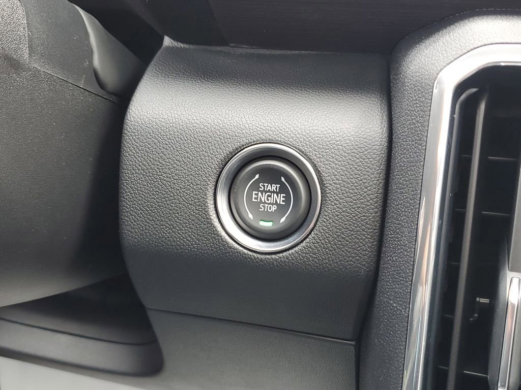 New 2026 GMC Acadia Denali w/ Super Cruise Package image 29