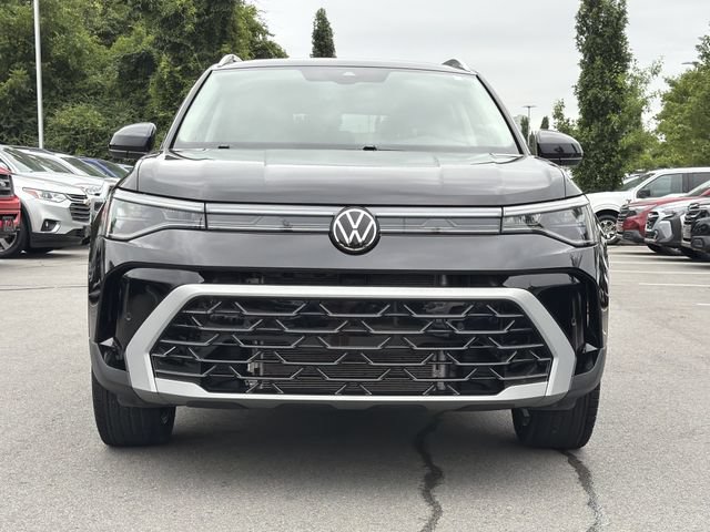 Used 2025 Volkswagen Taos SEL AWD/4WD image 8