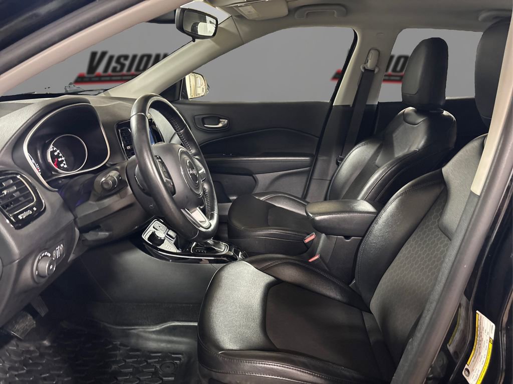 Used 2020 Jeep Compass Latitude image 9
