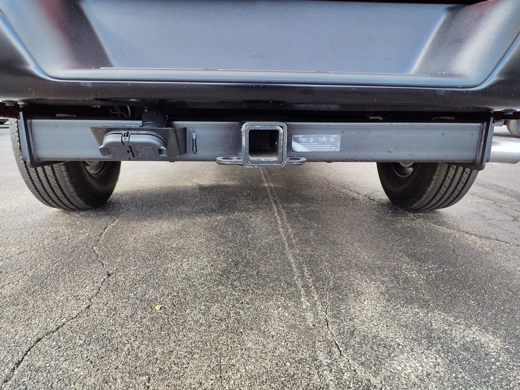 New 2025 Chevrolet Express 3500 Extended w/ Driver Convenience Package image 17