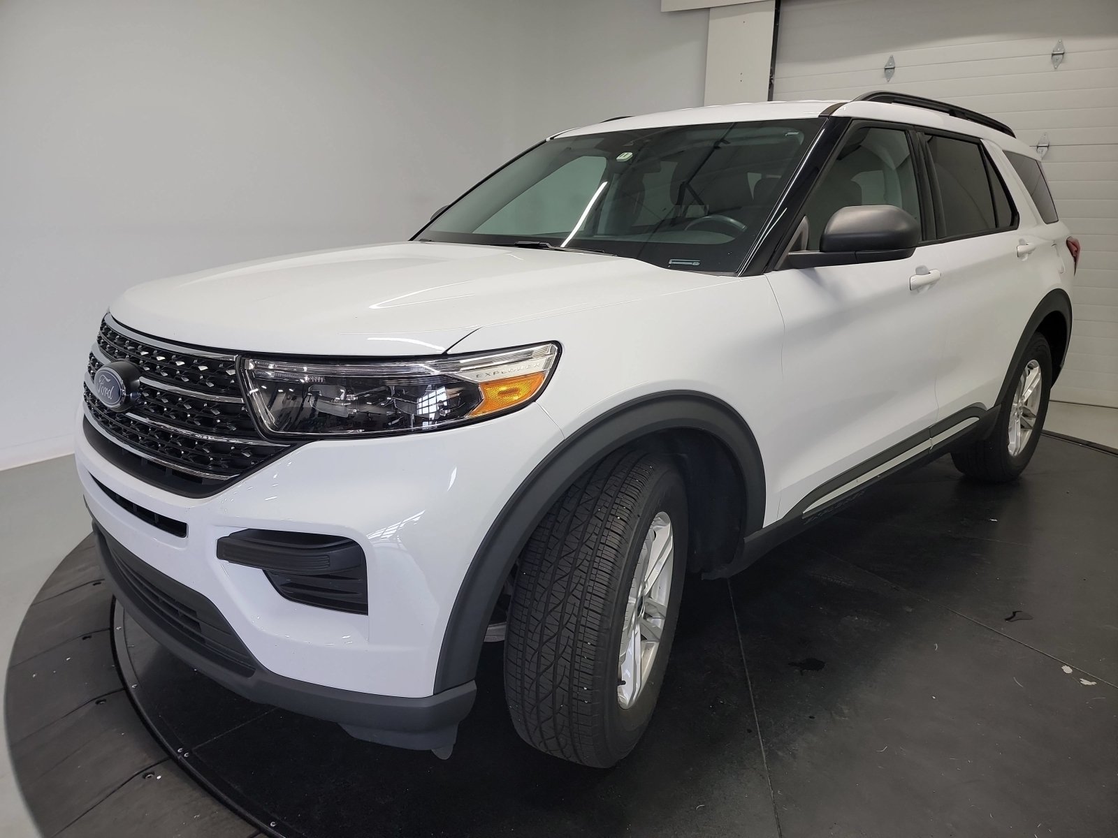 Used 2021 Ford Explorer XLT w/ Class III Trailer Tow Package AWD/4WD video 3