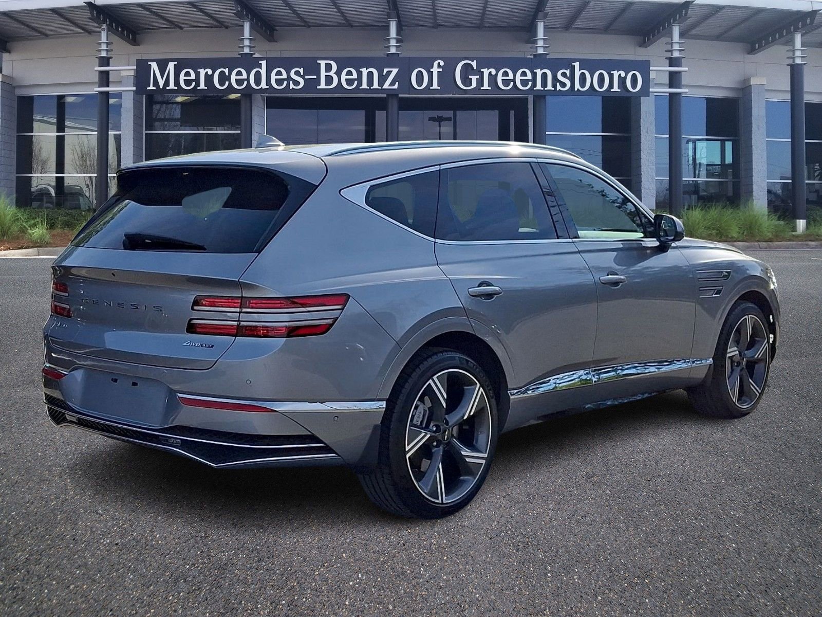Used 2026 Genesis GV80 3.5T Prestige image 4