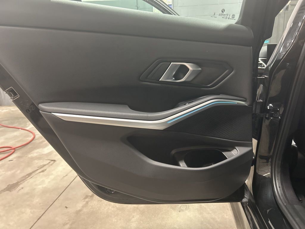 Used 2025 BMW 330i xDrive Sedan image 17