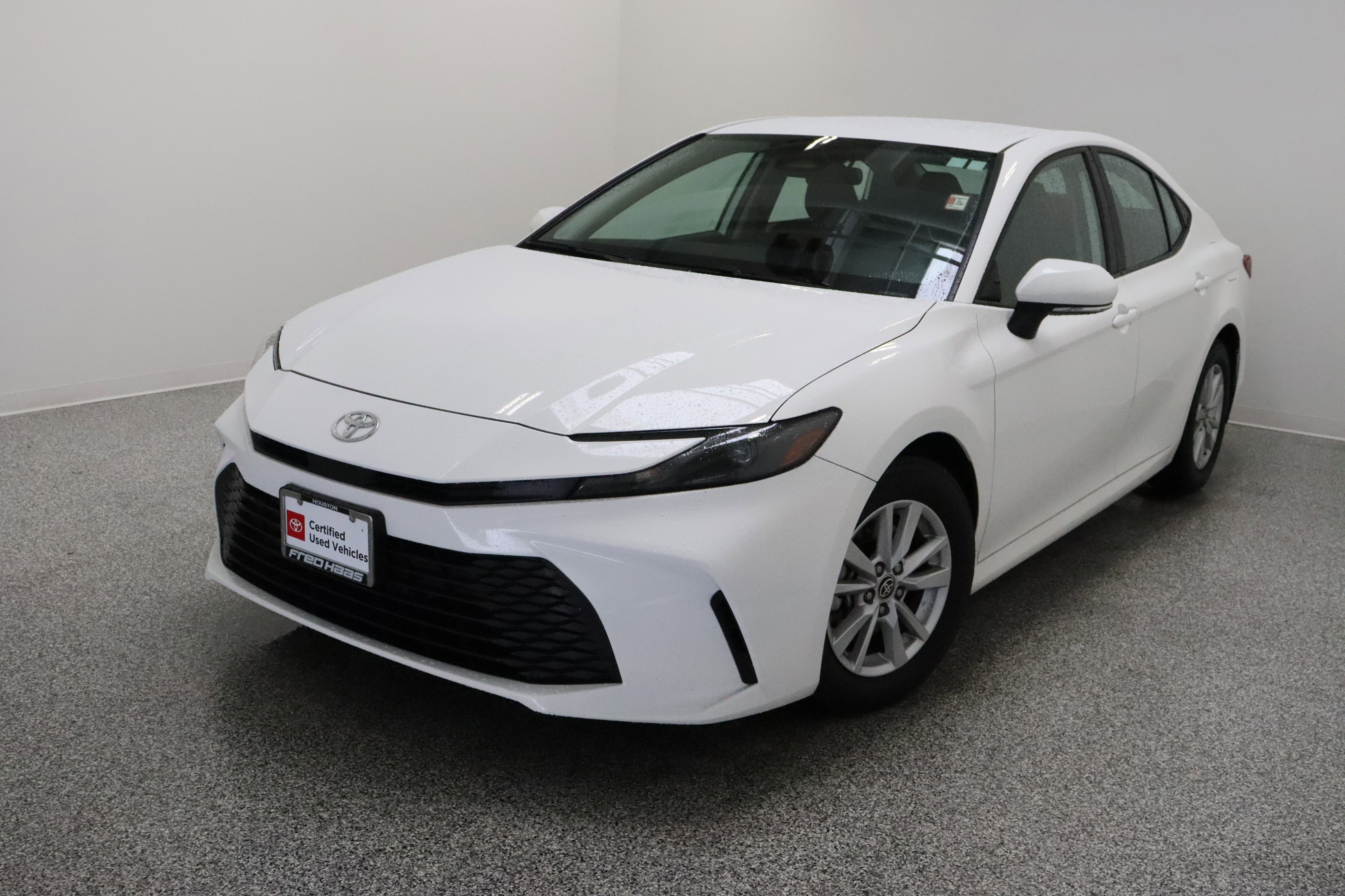 Certified 2025 Toyota Camry LE image 2