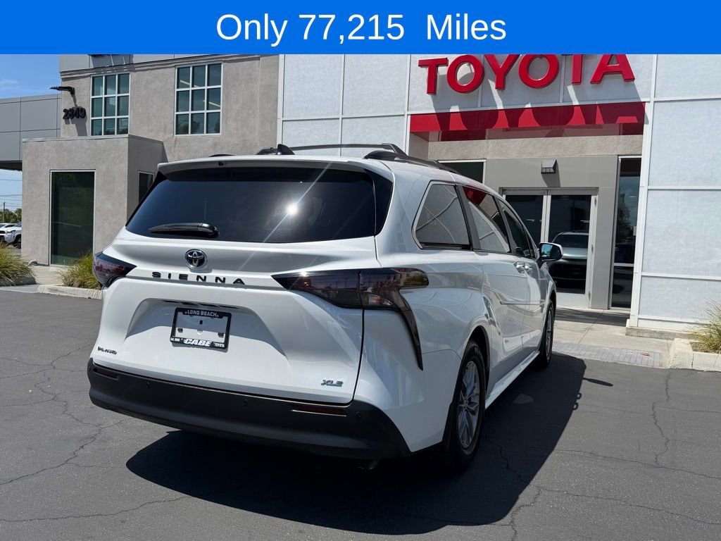Used 2025 Toyota Sienna XLE w/ XLE Plus Package AWD/4WD image 9