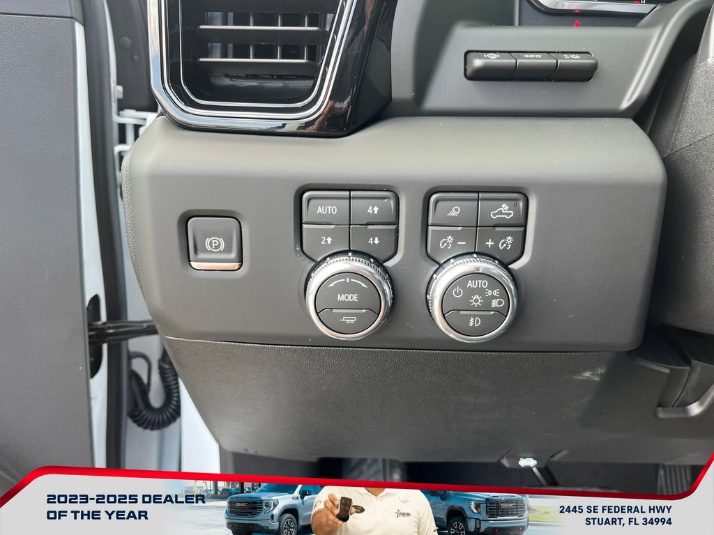 New 2026 GMC Sierra 2500 AT4 w/ AT4 Premium Plus Package image 24