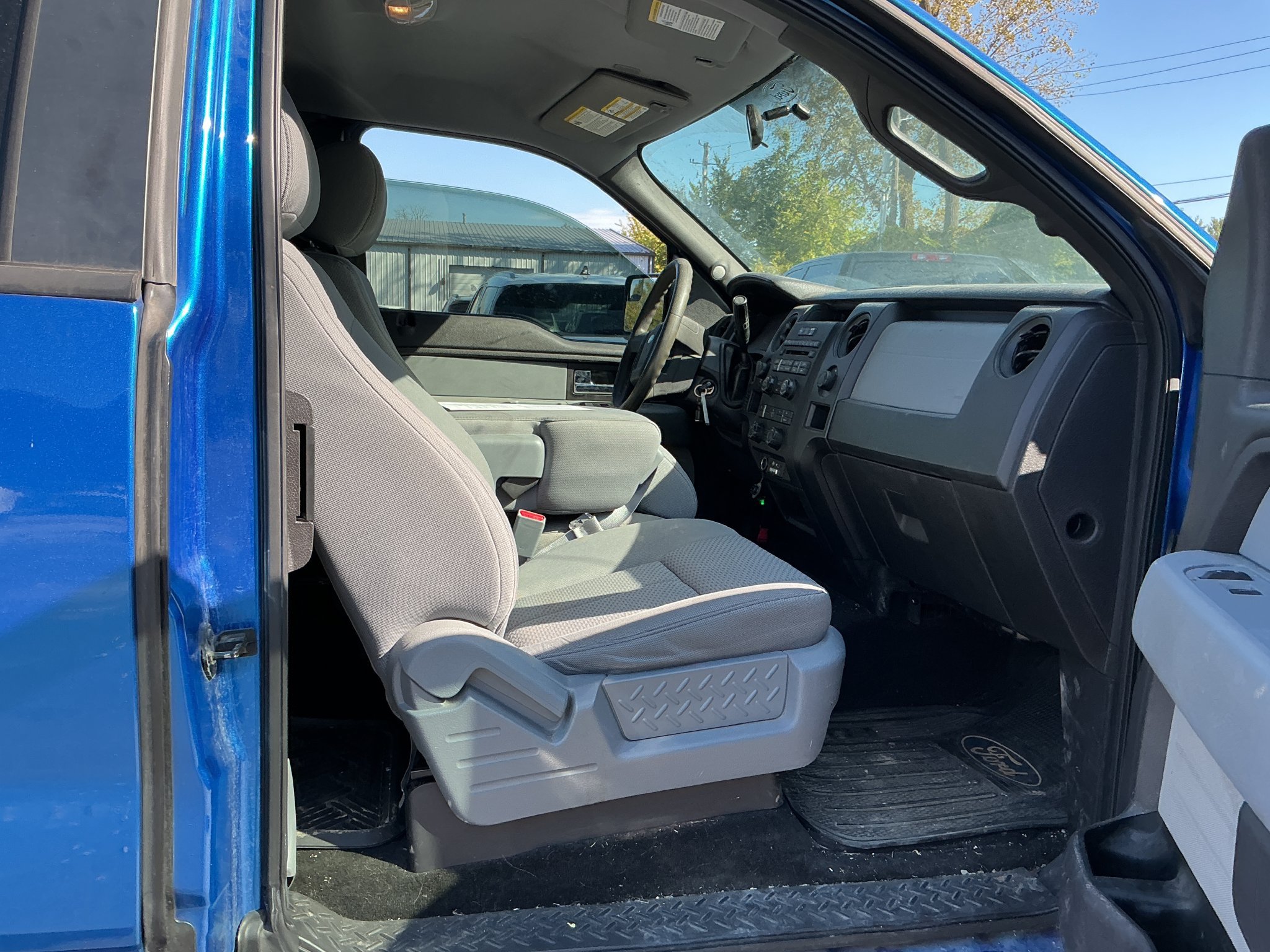 Used 2013 Ford F150 STX w/ Mid Equipment Group AWD/4WD image 6
