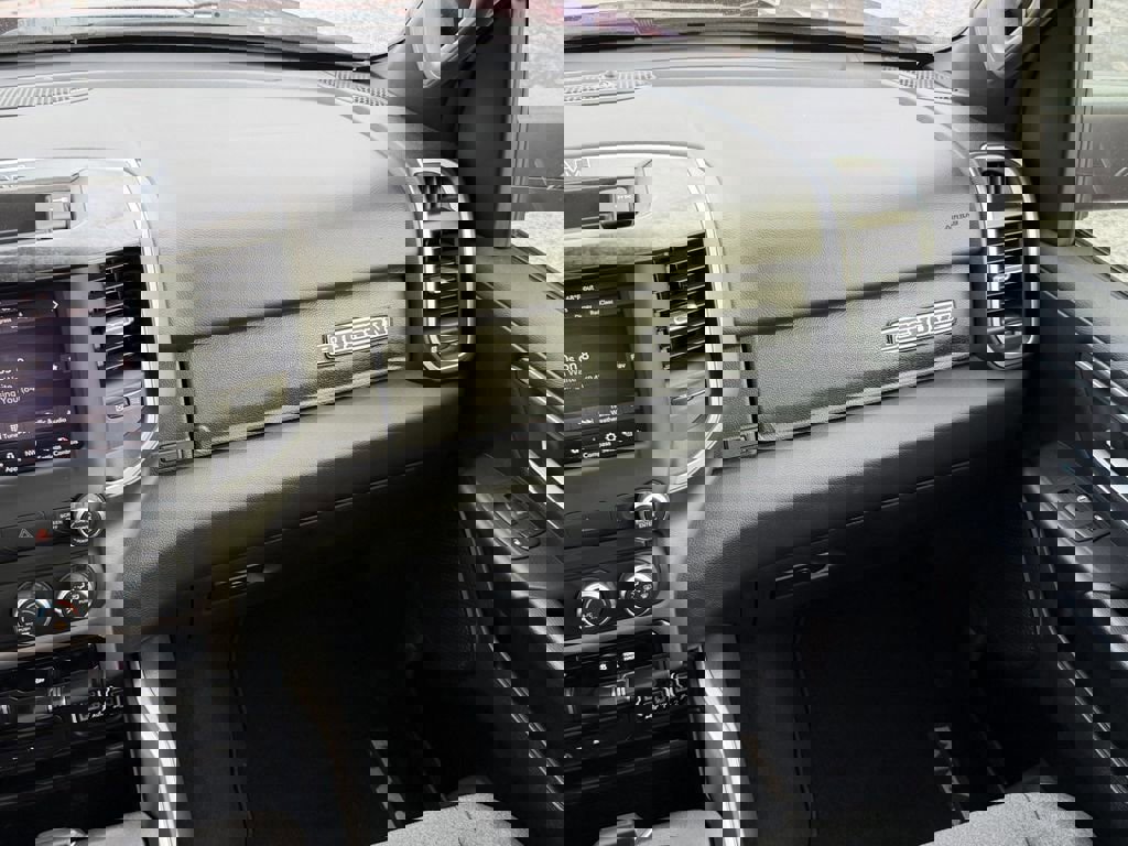 Used 2019 RAM 1500 Big Horn AWD/4WD image 16