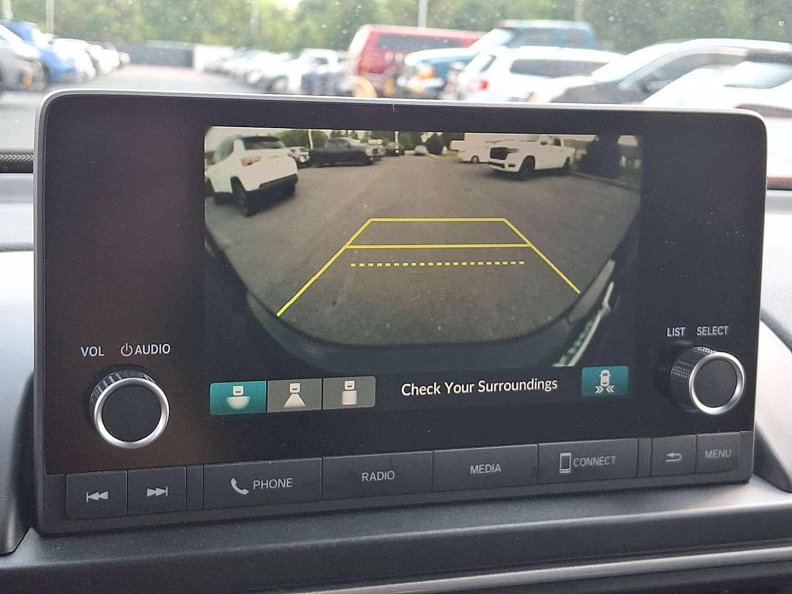 Used 2025 Honda Pilot Sport image 18