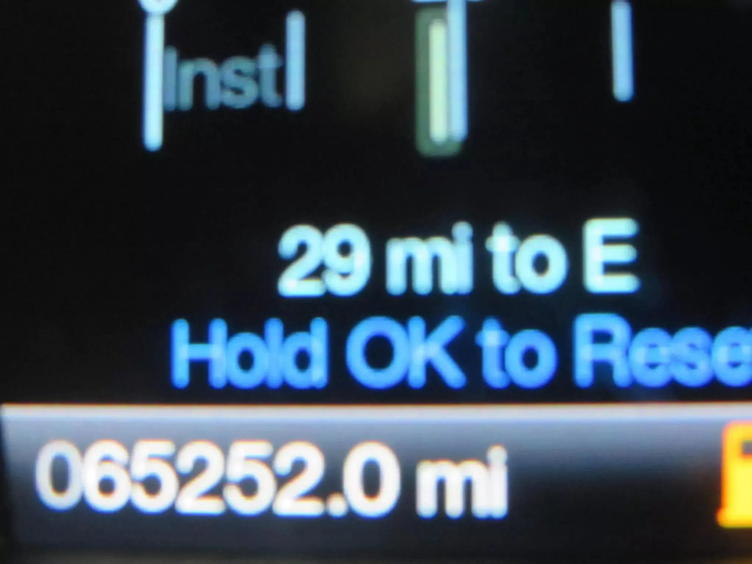 Used 2018 Ford Taurus Limited image 15