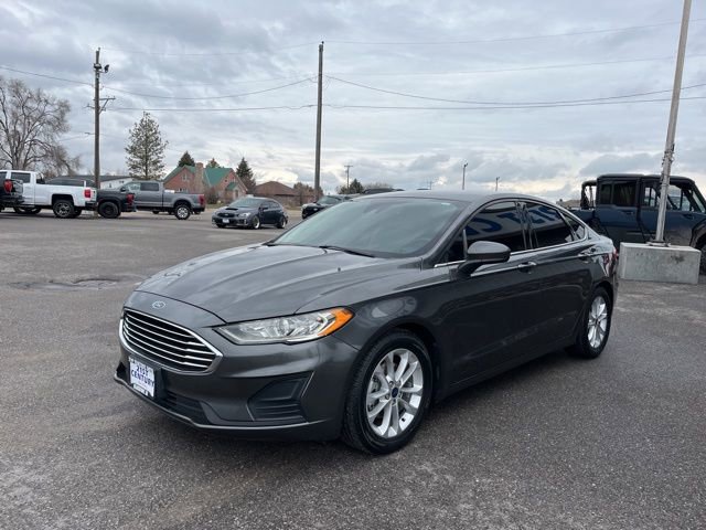 Used 2019 Ford Fusion SE image 3