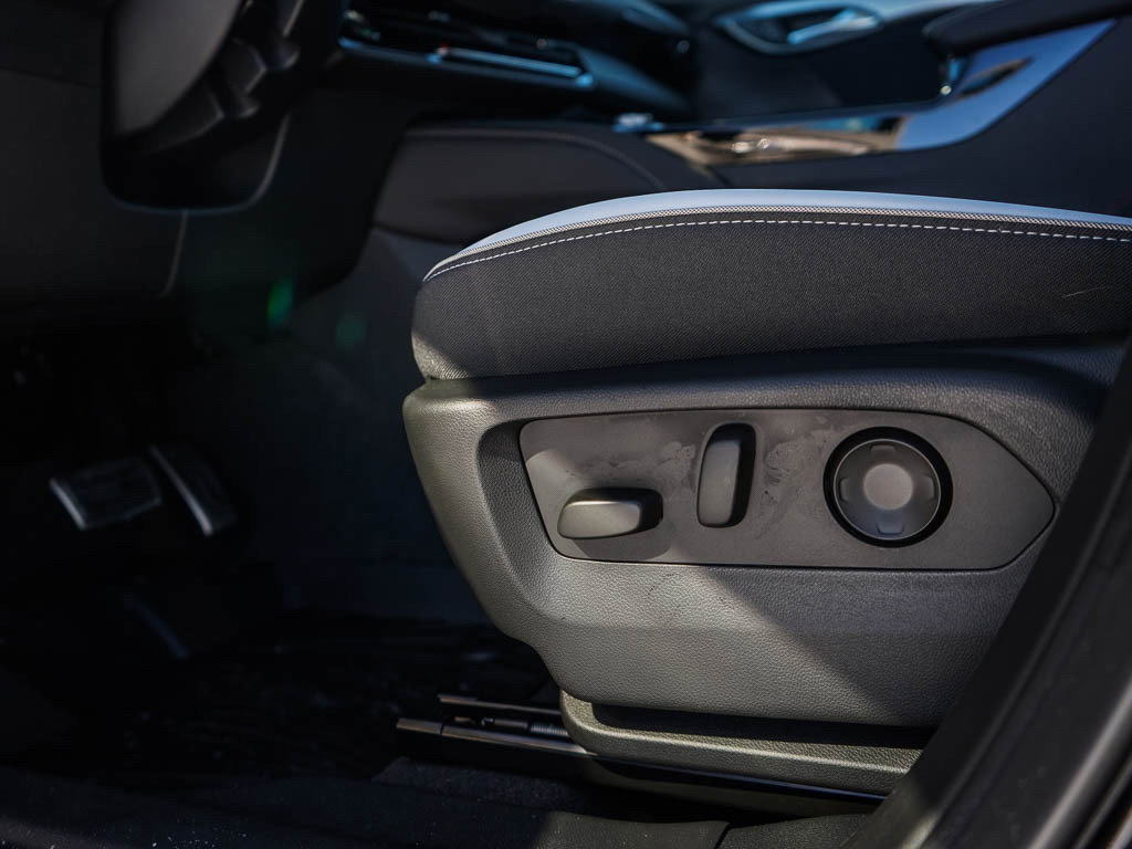 New 2026 Buick Envision Sport Touring image 18