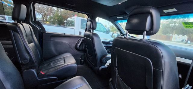 Used 2016 Dodge Grand Caravan R/T w/ Driver Convenience Group image 11
