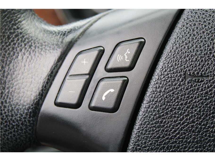 Used 2011 BMW 328i xDrive Wagon image 18