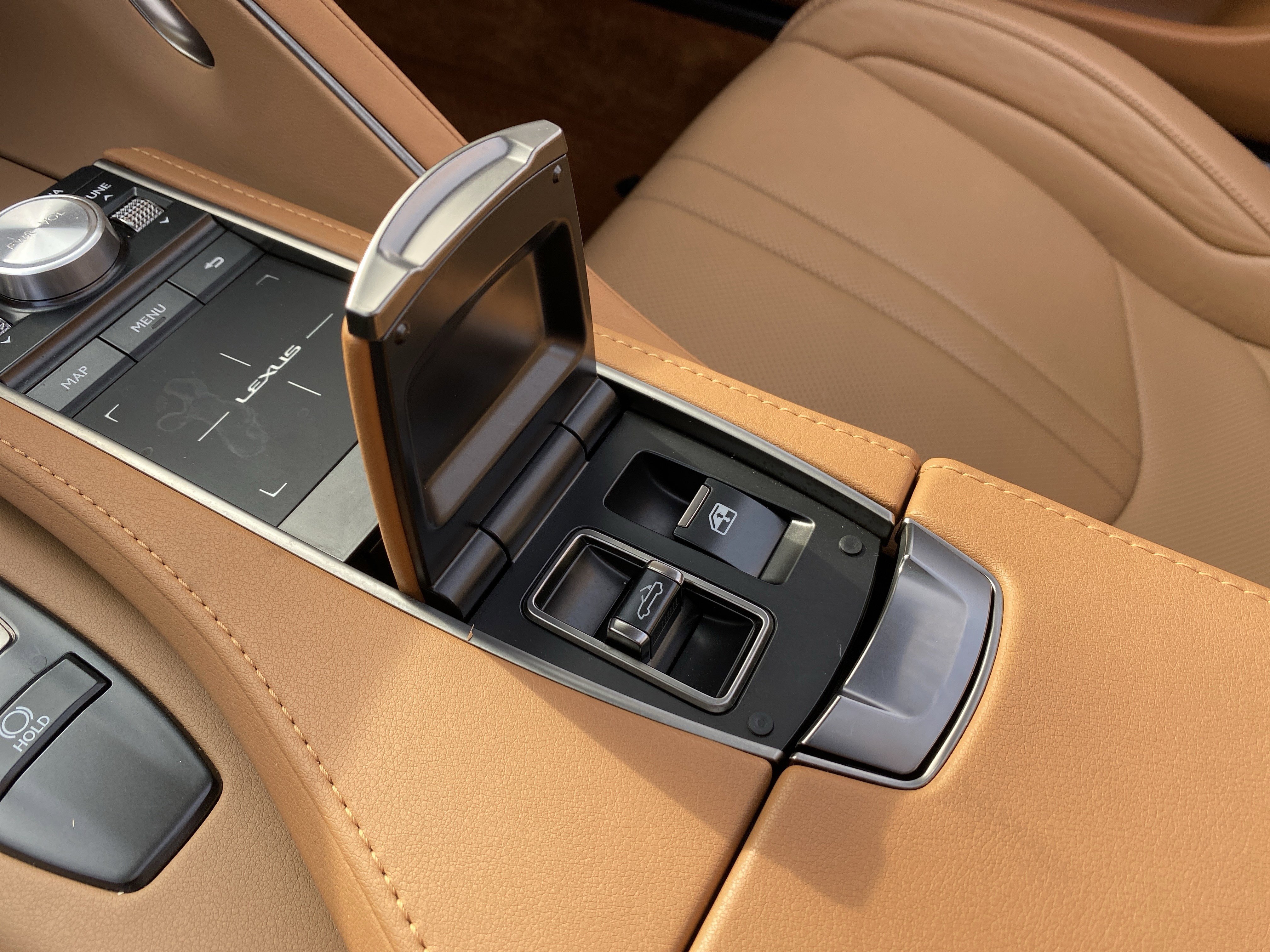 Used 2021 Lexus LC 500 Convertible w/ Touring Package image 33