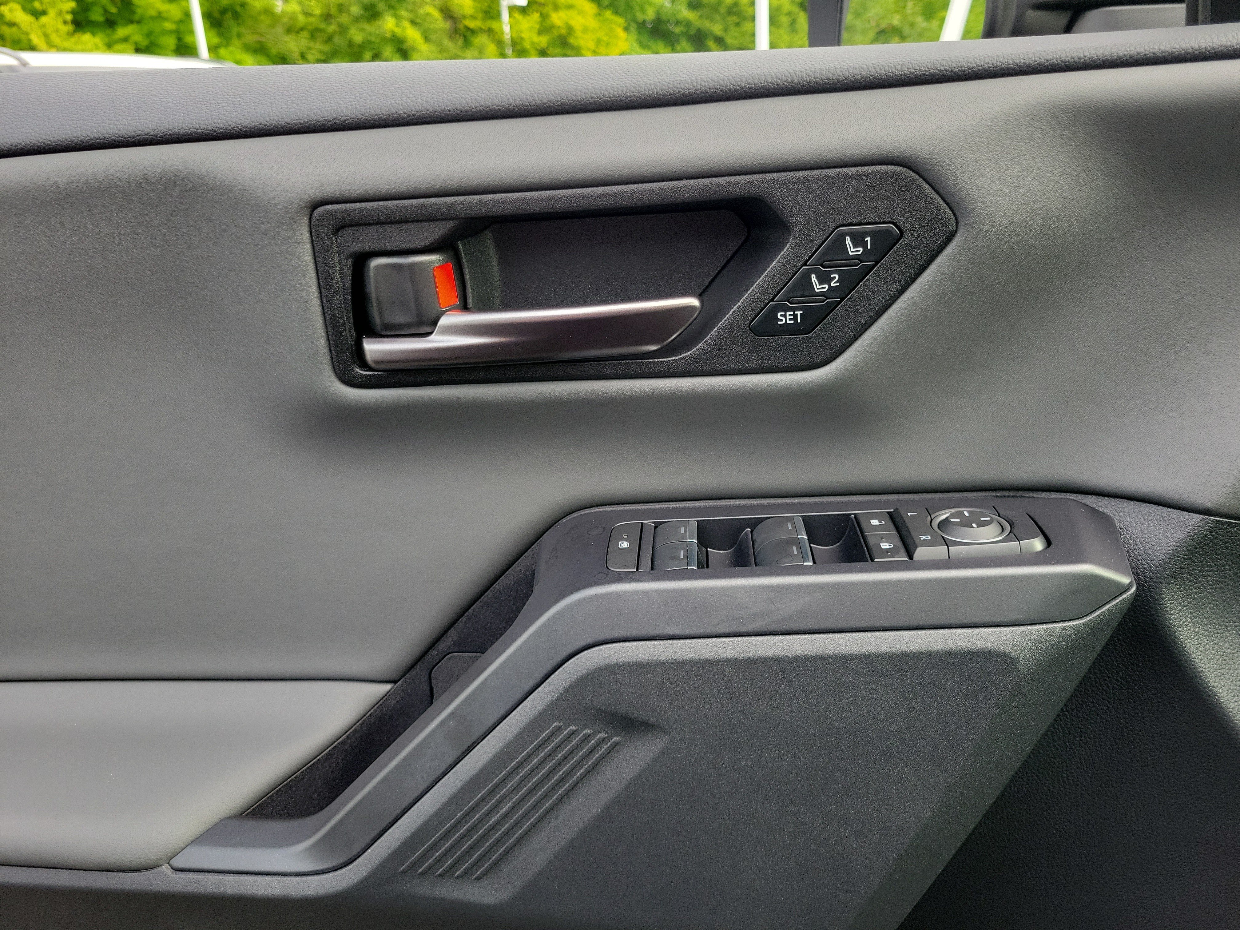 New 2026 Toyota RAV4 XSE AWD/4WD image 13