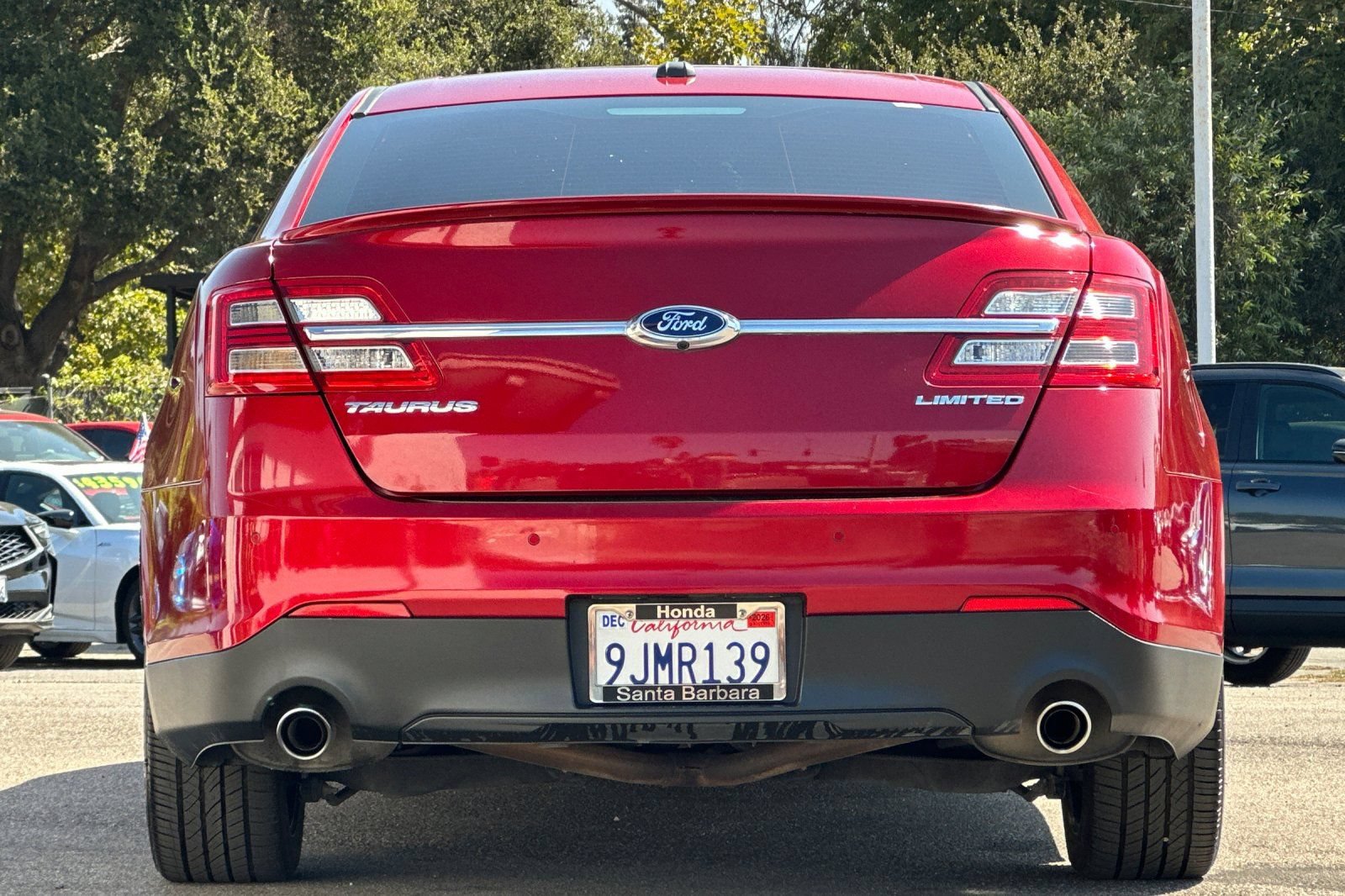 Used 2014 Ford Taurus Limited FWD image 5