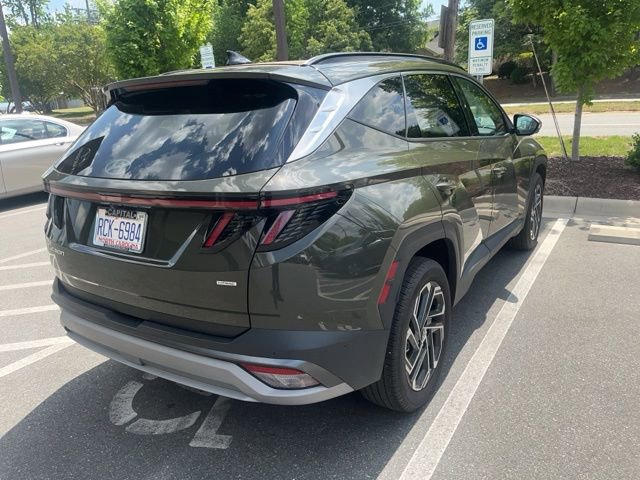 Used 2025 Hyundai Tucson Limited AWD/4WD image 10