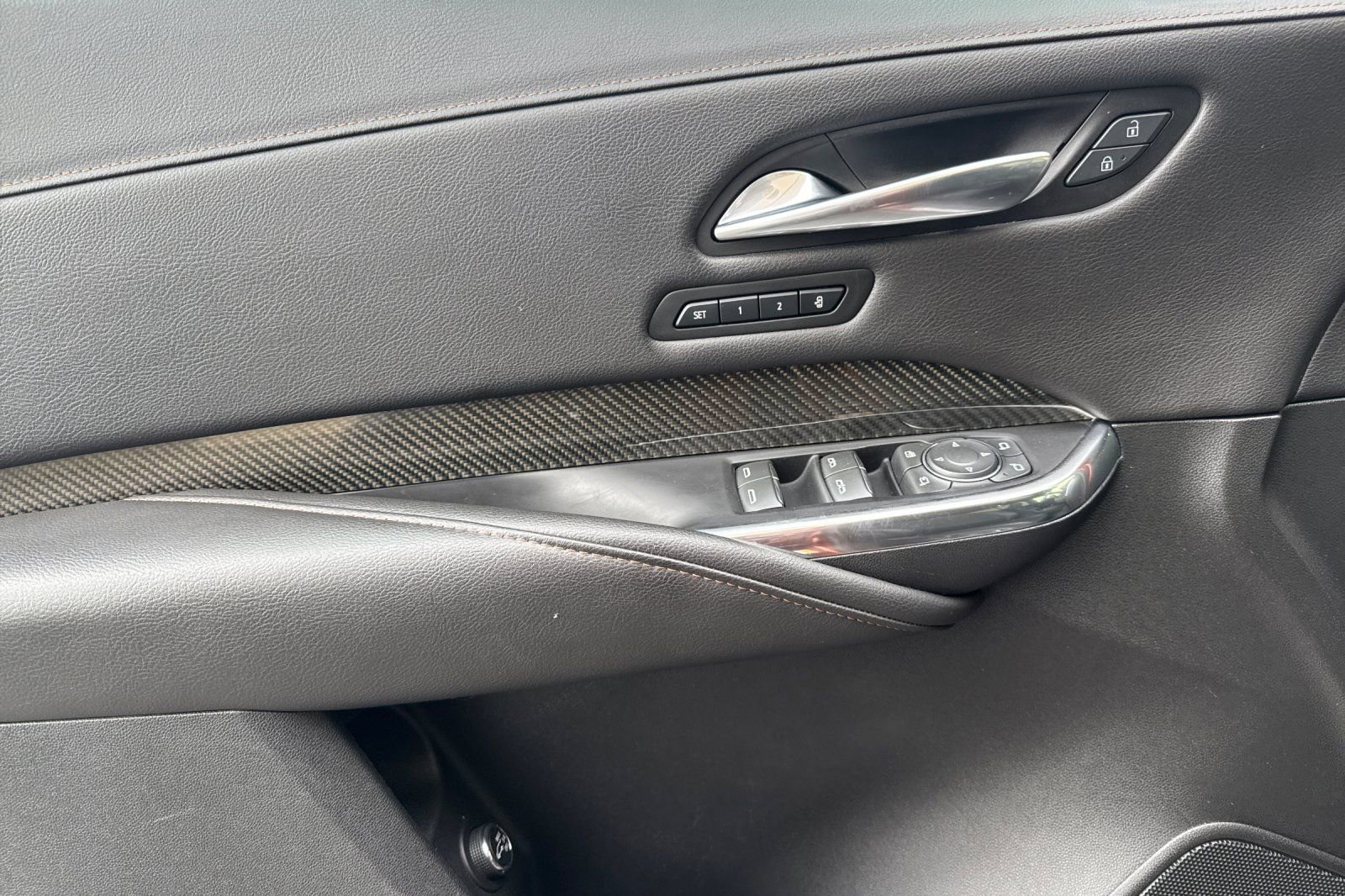 Certified 2019 Cadillac XT4 Sport w/ Cold Weather Package image 12