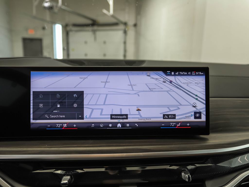 New 2026 BMW X6 xDrive40i w/ Climate Comfort Package image 17