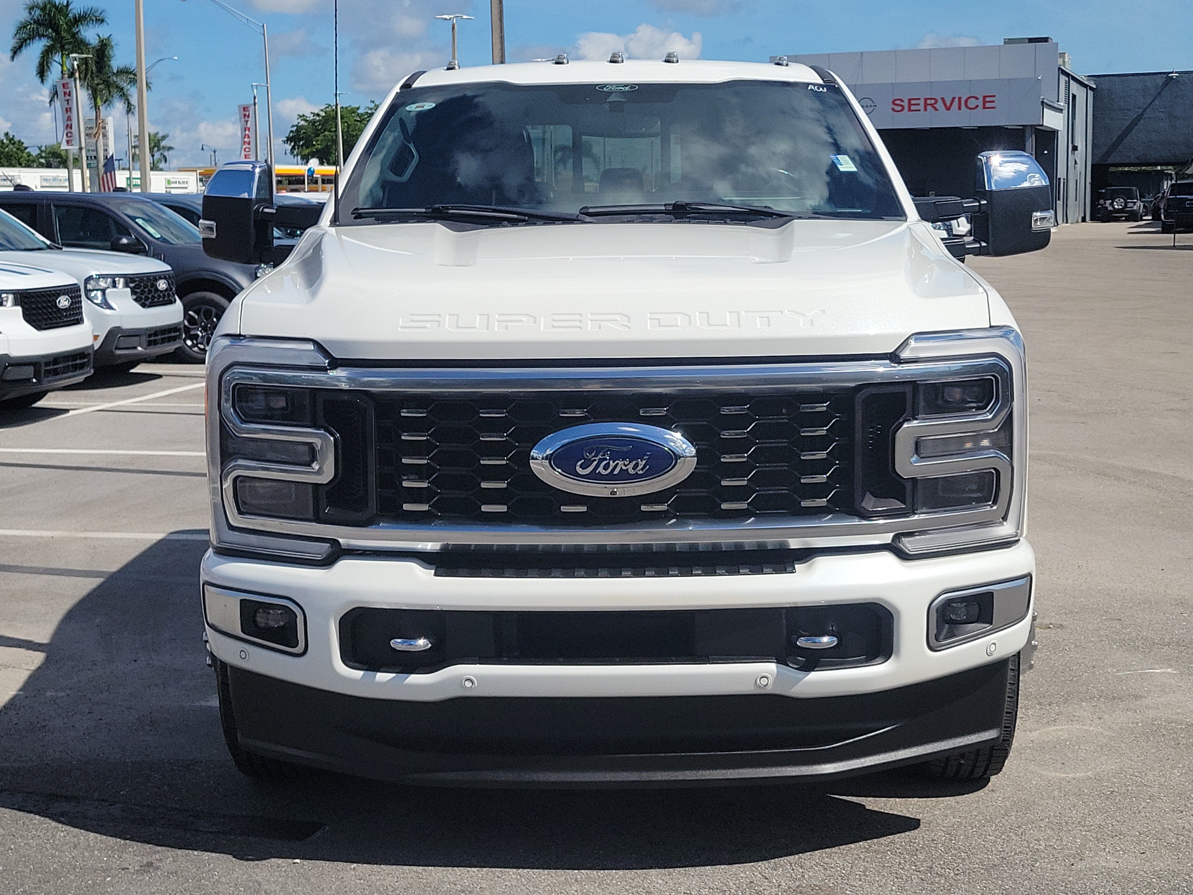 Used 2024 Ford F350 Platinum AWD/4WD image 2