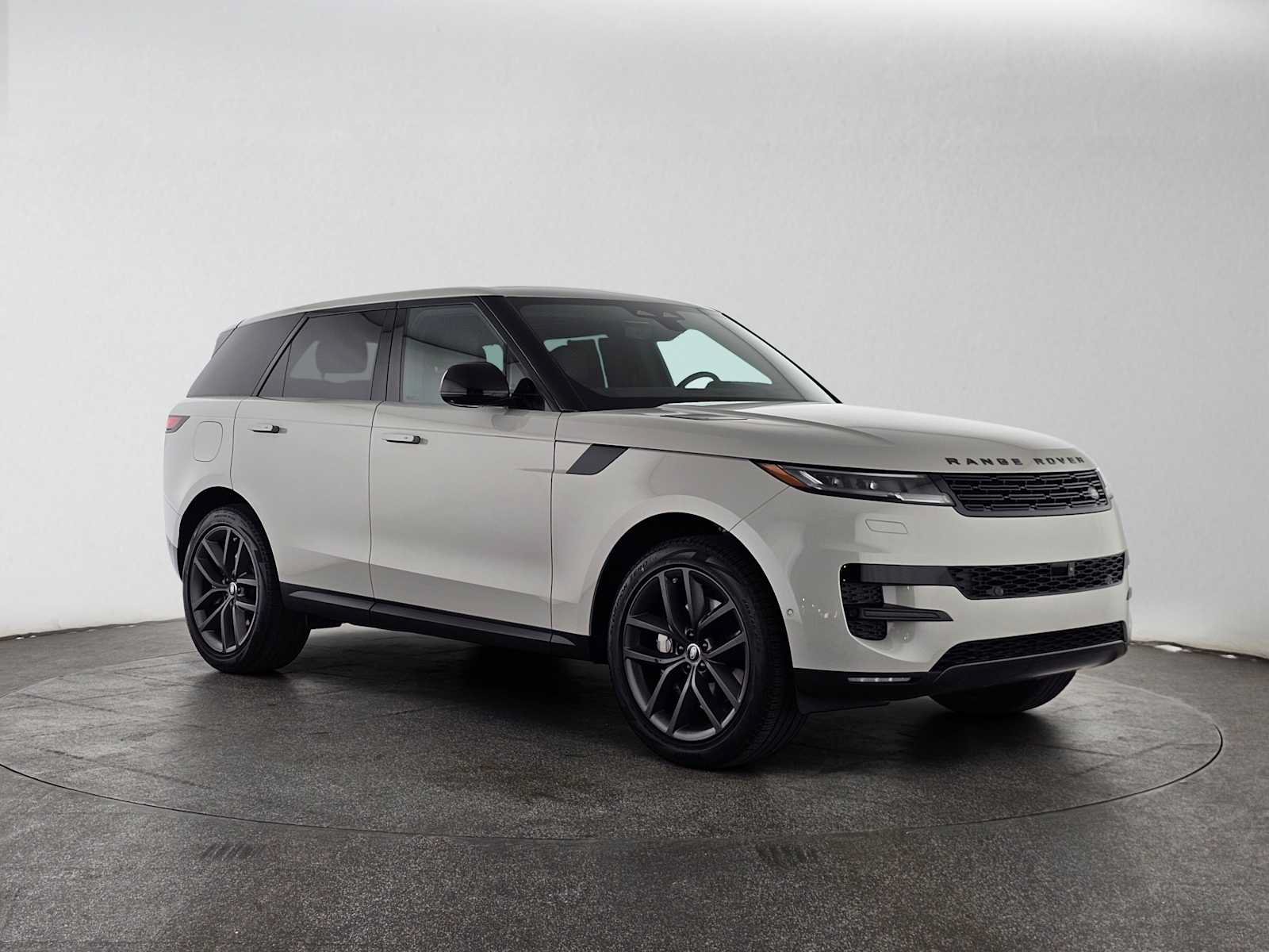 Used 2024 Land Rover Range Rover Sport SE AWD/4WD image 7