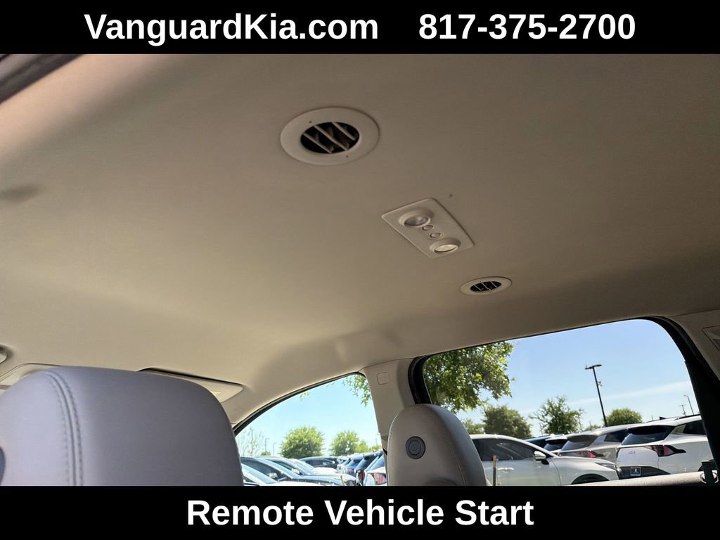 Used 2016 Chevrolet Traverse LTZ AWD/4WD image 19