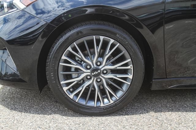 Certified 2024 Kia Forte GT-Line FWD image 13