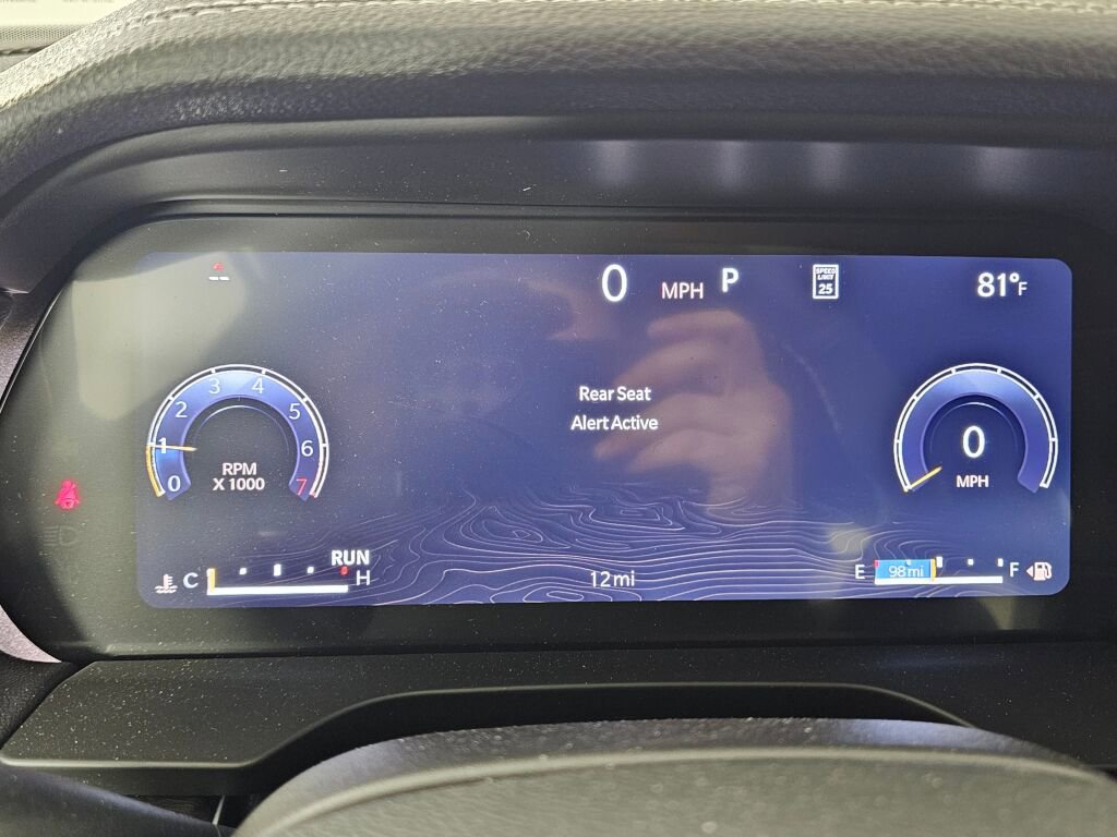 New 2026 Jeep Grand Cherokee Altitude image 24